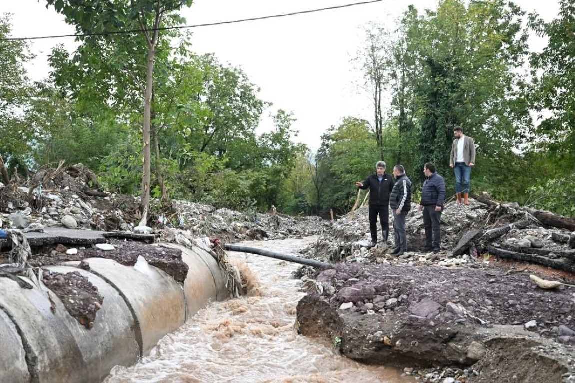 Kartepe’de yağışın yol açtığı hasarlar gideriliyor
