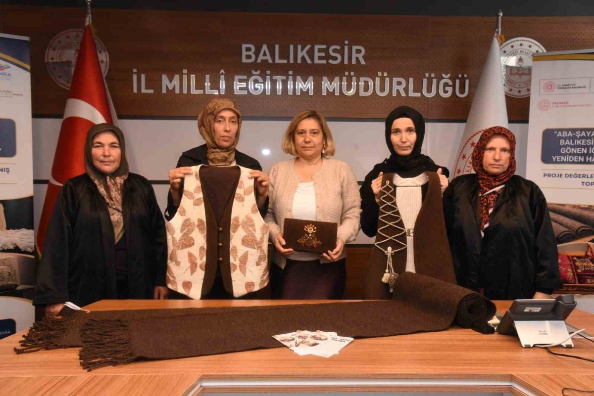 Aba-Şayak Dokumaları, Balıkesir Pullusu ve Gönen İğne Oyası üretimle geleceğe taşınıyor
