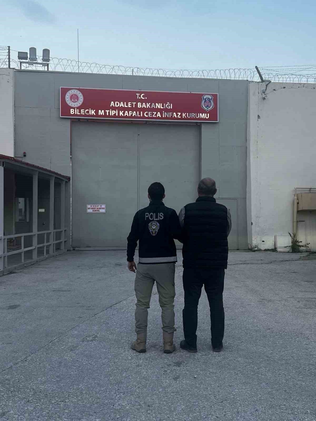 Uyuşturucu satıcısı yakalandı
