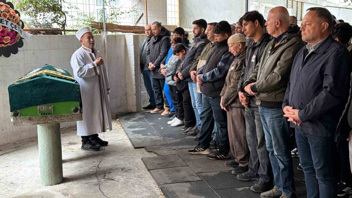 Balıkesir’de turizmci Mustafa Özcan’a gözyaşlarıyla veda
