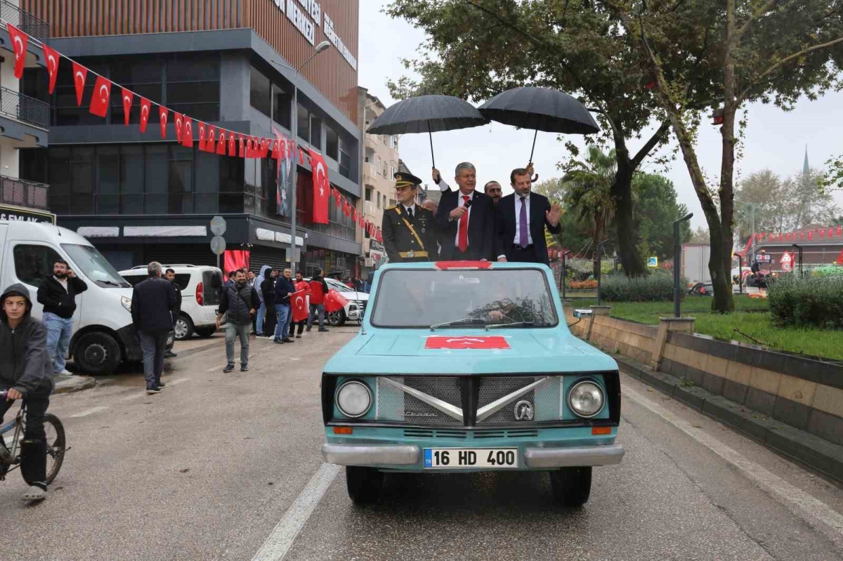 Cumhuriyetin en güzel korteji Gürsu’da

