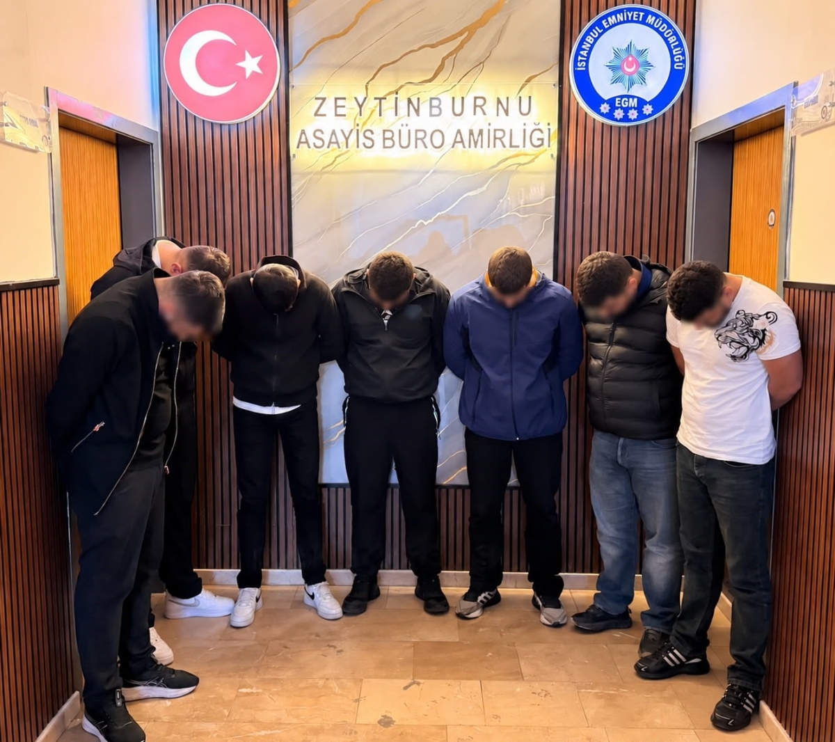 Zeytinburnu’nda silahlı olaylara operasyon: 6 şüpheli yakalandı
