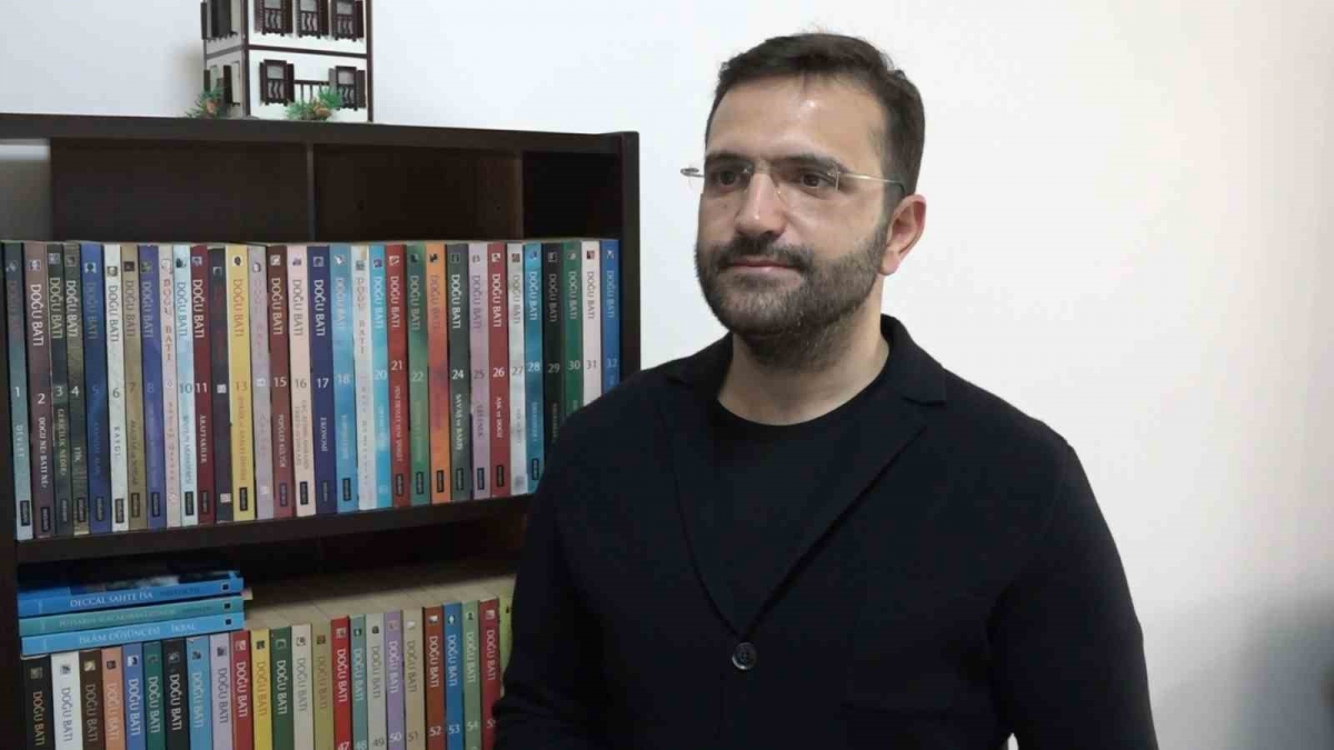 Bursa Teknik Üniversitesi Uluslararası İlişkiler Bölümü Öğretim Üyesi Dr. Polat: ″Türkiye’nin dış politika önceliği, terörle mücadeledir”