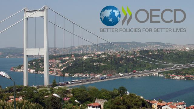 OECD, Türkiye'ye dair 2022 büyüme tahminini yükseltti