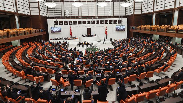 Başörtüsü teklifi Meclis'e geliyor: Detayları Erdoğan açıklayacak