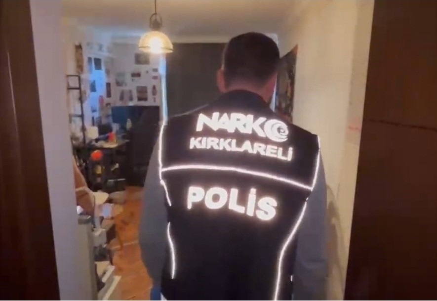 Kargoyla uyuşturucu ticaretine büyük darbe: 8 şüpheli tutuklandı
