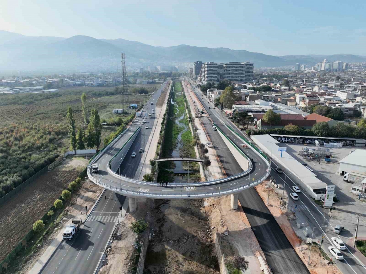 Bursa’da ulaşım yeni köprülerle nefes alıyor