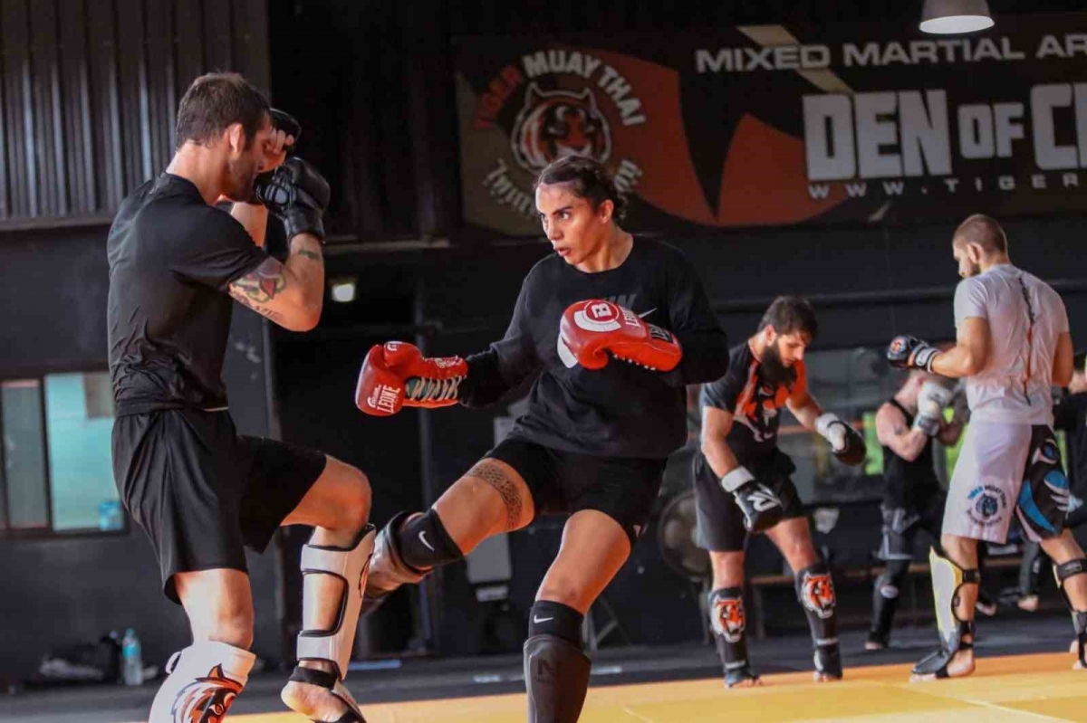 Sabriye Şengül, Amerika’da MMA maçına çıkacak