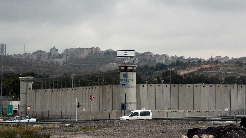 İsrailli doktorların açlık grevindeki Filistinli tutukluyu zorla beslemeye çalıştığı bildirildi