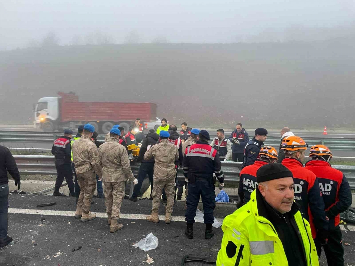 Kuzey Marmara Otoyolu’nda feci kaza: 10 ölü, 57 yaralı