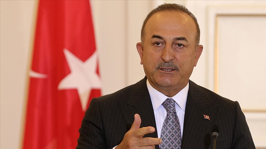 Dışişleri Bakanı Çavuşoğlu, uluslararası medyaya Türkiye'nin FETÖ ile mücadelesini anlattı