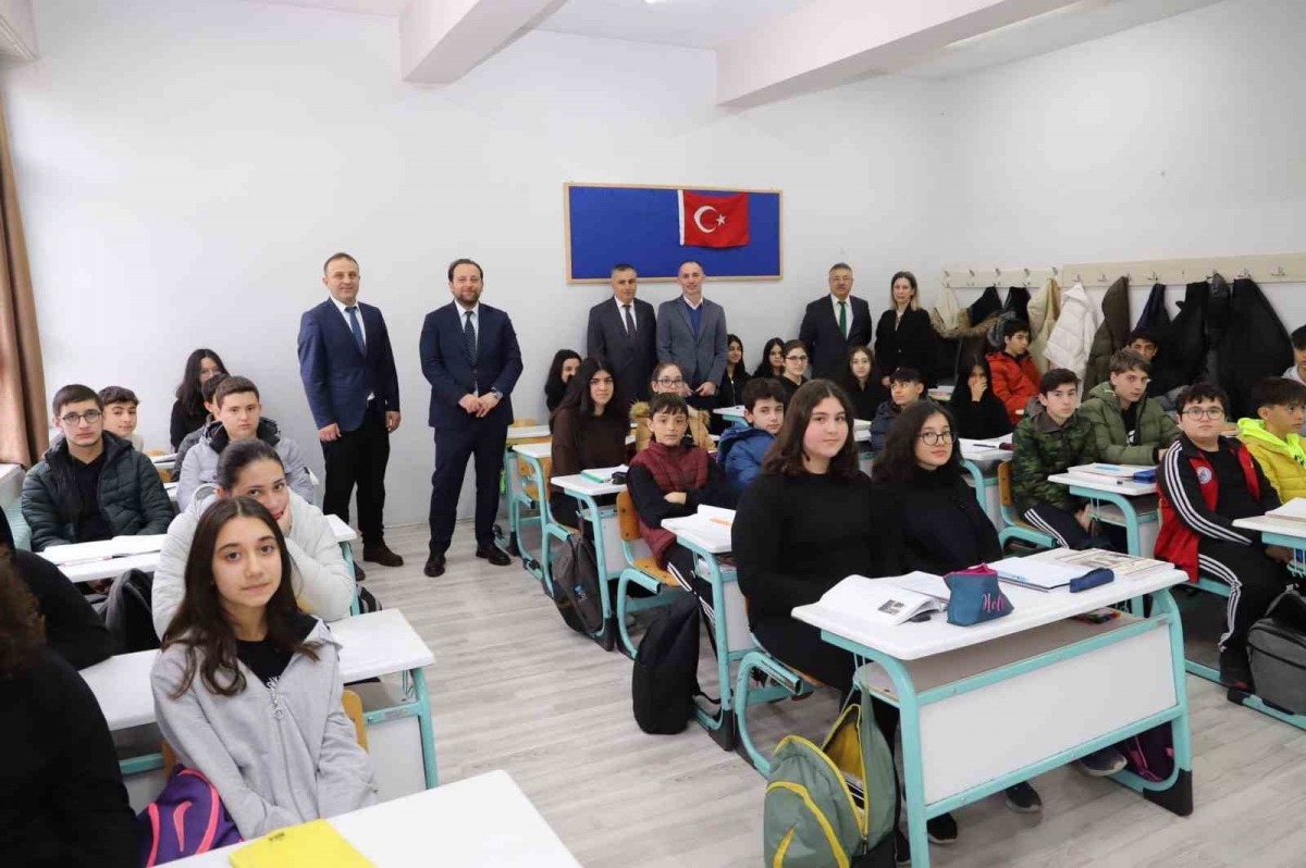 Bursa’daki okullarda ikinci dönemin ilk ders zili çaldı