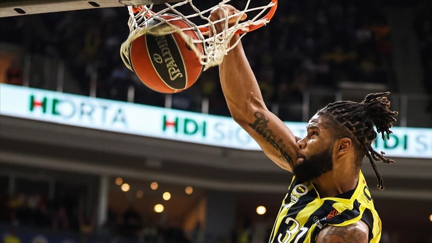 Fenerbahçe Beko eski günlerine dönüş sinyali veriyor