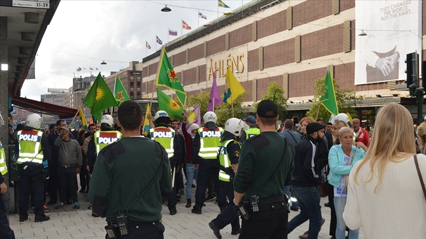 Terör örgütü PKK/YPG yandaşları, İsveç'in Göteborg kentinde gösteri yaptı