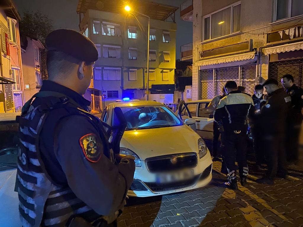 Bursa polisi ’Huzur’ uygulamalarına aralıksız devam ediyor