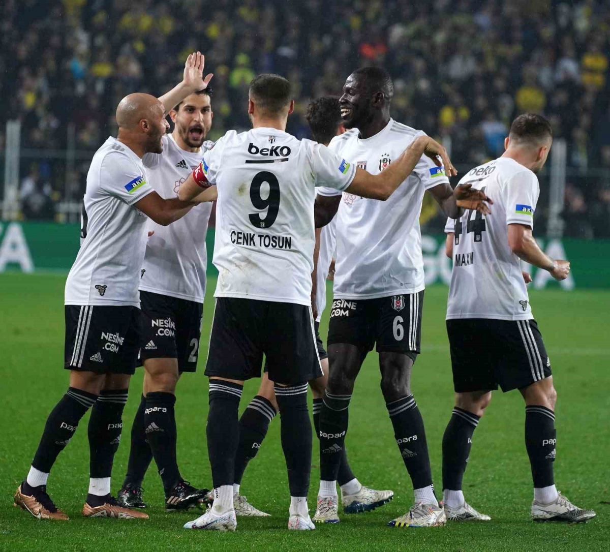 Beşiktaş, Kadıköy’de 20. galibiyetini aldı