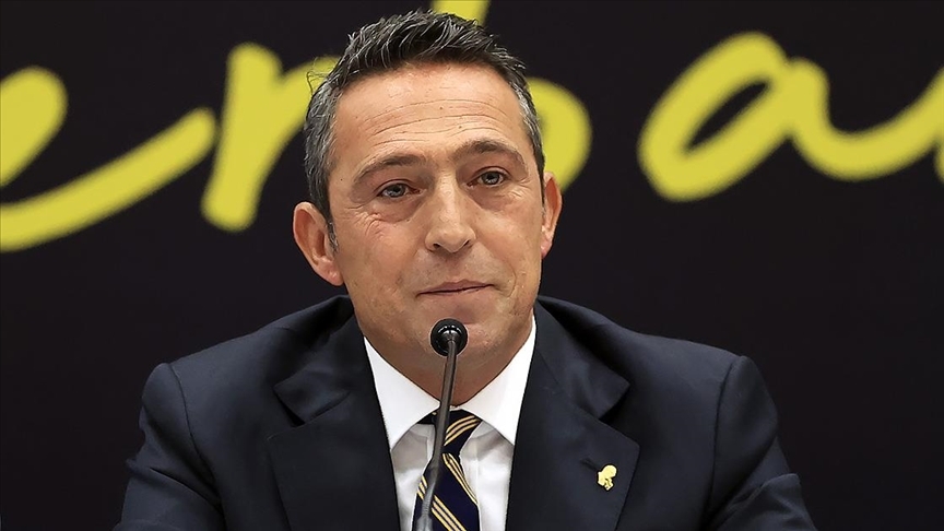 Fenerbahçe Kulübü Başkanı Ali Koç, kadın voleybol takımıyla sezonu değerlendirdi