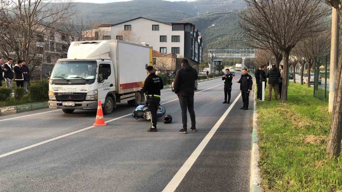 Bursa’da kazaya karışan motosiklet sürücüsü hayatını kaybetti