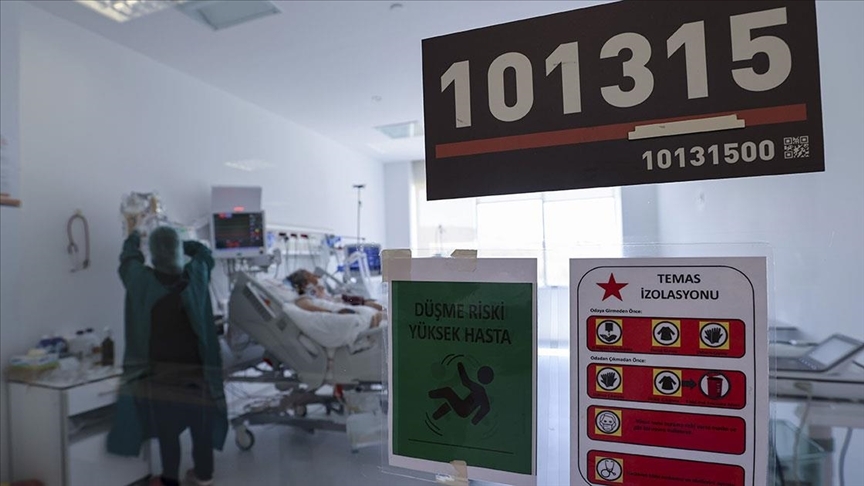 Türkiye'de 28 bin 537 kişinin Kovid-19 testi pozitif çıktı, 212 kişi yaşamını yitirdi