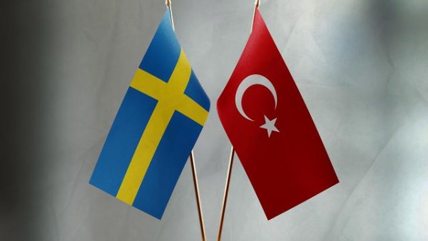 İsveç Türkiye'ye silah ambargosunu kaldırdı