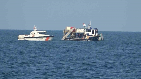 Batan geminin kayıp 4 mürettebatının arandığı bölgede deniz yüzeyinde ceset bulundu