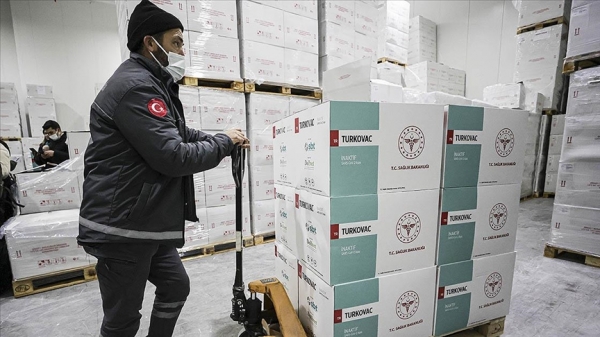 Yerli aşı TURKOVAC'ın ilk sevkiyatı Ankara'ya yapıldı