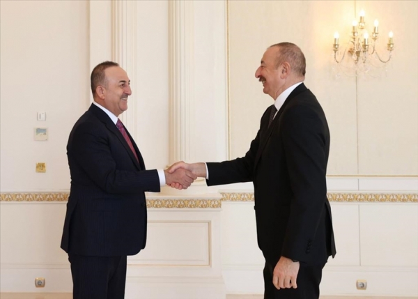 Azerbaycan Cumhurbaşkanı Aliyev, Dışişleri Bakanı Çavuşoğlu'nu kabul etti