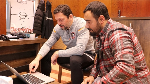 Gaziantep FK Teknik Direktörü Erol Bulut'un oyu 'Yorgun Kahramanlar'a